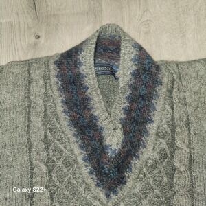 Crossings Vintage Y2K 100% Wool Sweater Vest  Made in USA Size MEDIUM